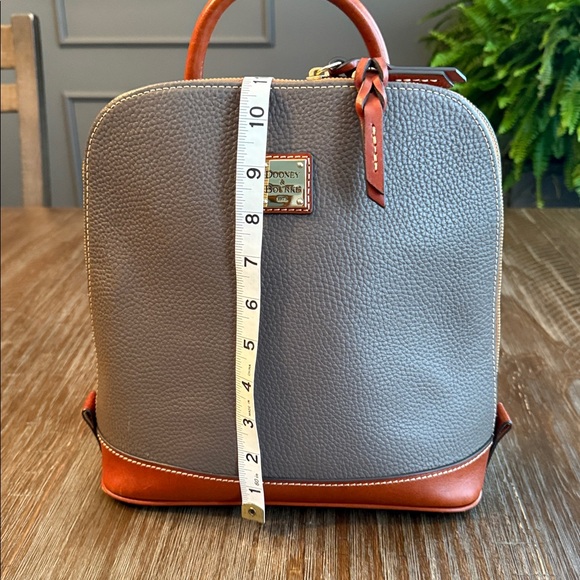 Dooney & Bourke zip pod backpack elephant - Picture 6 of 9